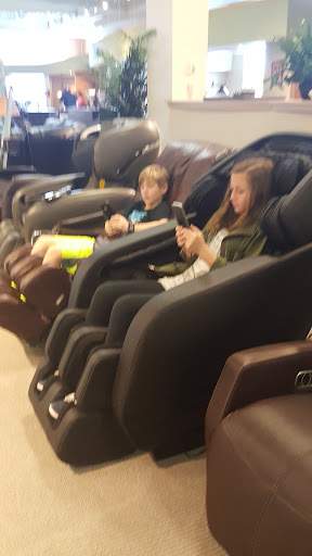 Furniture Store «The Great Escape», reviews and photos, 8163 Golden Link Blvd, Macedonia, OH 44056, USA