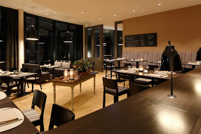 Kaufmannsladen - Restaurant im Romantik Hotel Kiel - Niemannsweg 102, 24105 Kiel, Germany