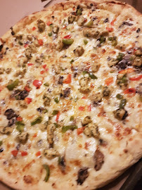 Plats et boissons du Pizzeria POPPIE'S PIZZA à Moissy-Cramayel - n°3