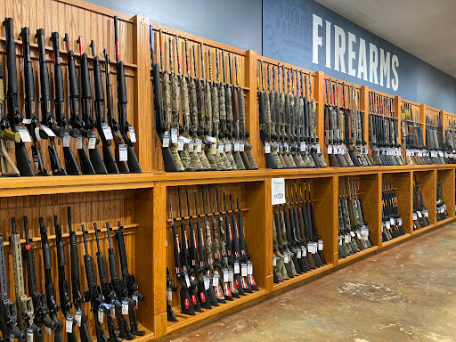 Sporting Goods Store «Bowie Outfitters», reviews and photos, 8630 Perkins Rd, Baton Rouge, LA 70810, USA