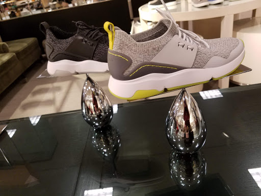 Department Store «Nordstrom Santa Anita», reviews and photos, 400 S Baldwin Ave, Arcadia, CA 91007, USA