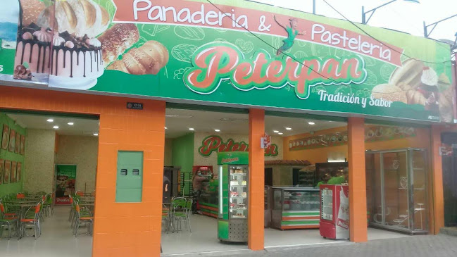 Panderia, pasteleria Colombiana Peterpan - Panadería