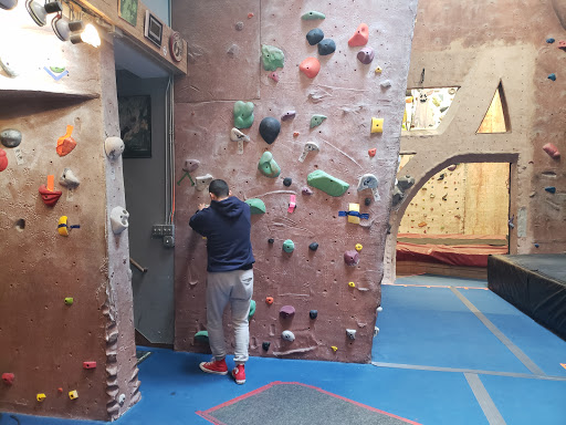 Gym «Stoneworks Climbing Gym», reviews and photos, 6775 SW 111th Ave, Beaverton, OR 97008, USA