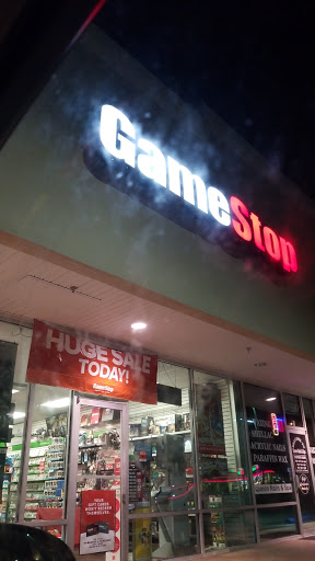 GameStop, 2122 US-92, Auburndale, FL 33823, USA, 