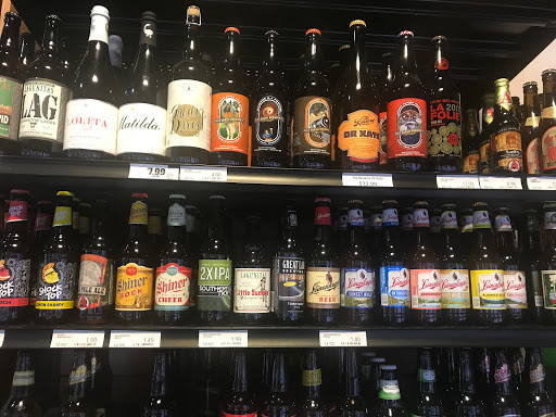 Liquor Store «Hudson Liquor», reviews and photos, 131 Carmichael Rd #102, Hudson, WI 54016, USA