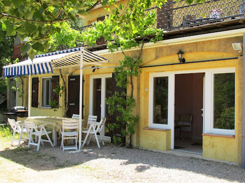 Lodge Gîte de vacances au calme en Provence, Gorges Verdon, Lac d'Esparron, adapté ️ Esparron-de-Verdon