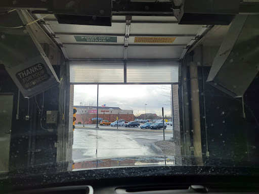 Car Wash «Green Lantern Car Wash», reviews and photos, 220 N Church Rd, Liberty, MO 64068, USA