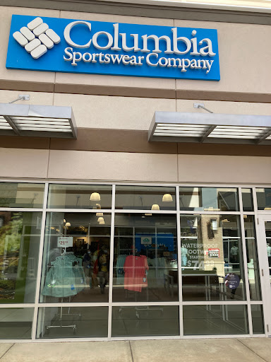 Sportswear Store «Columbia Outlet Store», reviews and photos, 400 South Wilson Road #480, Sunbury, OH 43074, USA