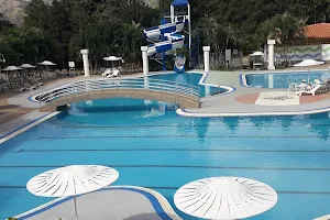 Club Monte Libano image