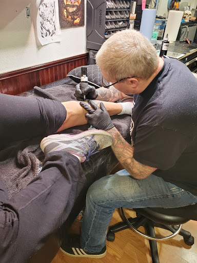 Explore r.i.p mom tattoo ideas, creative tattoo ideas in Anchorage, available at HardLines Tattoo & Design