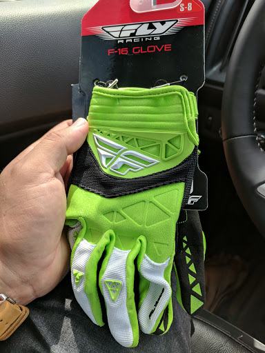 Motorcycle Dealer «Mid-Cities Motorsports», reviews and photos, 15725 Lakewood Blvd, Paramount, CA 90723, USA