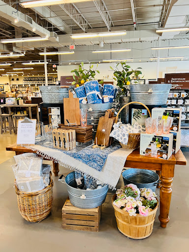 Outlet Store «Pottery Barn Outlet», reviews and photos, 3939 I-35 #920, San Marcos, TX 78666, USA