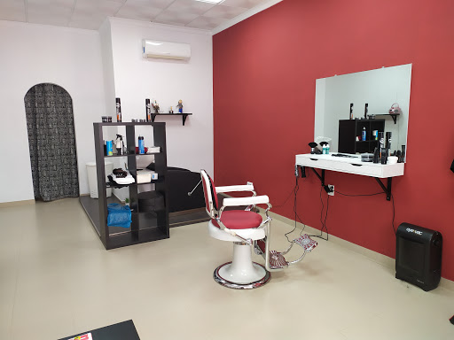 Peluquería masculina y Barbería león en Huéscar, Granada