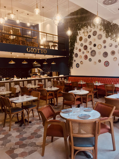 Giotto Restaurant Ege Vadisi - Sinpas Gyo ege vadisi Alacati carsi yukari dikmen mahallesi 648. Cadde 20/A 8 nolu Ticari, 06450 Çankaya/Ankara, Türkiye
