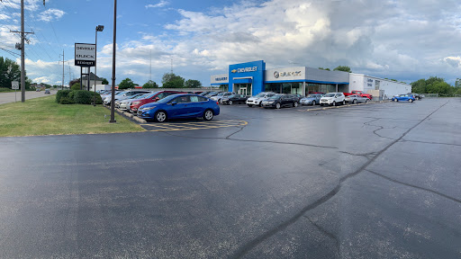 Car Dealer «Reichert Chevy Buick», reviews and photos, 2145 S Eastwood Dr, Woodstock, IL 60098, USA