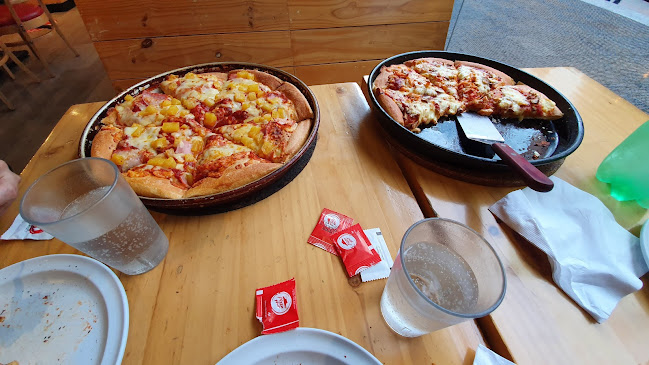 Opiniones de Pizza Hut República del Salvador en Quito - Pizzeria