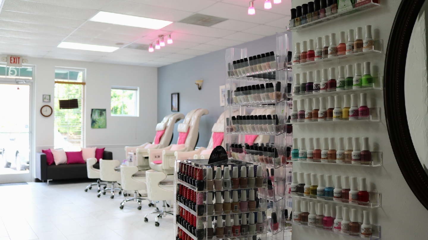 Pinkiescoat Nail Salon