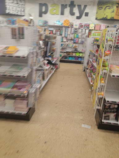 Variety Store «Five Below», reviews and photos, 6198 Little River Turnpike, Alexandria, VA 22312, USA