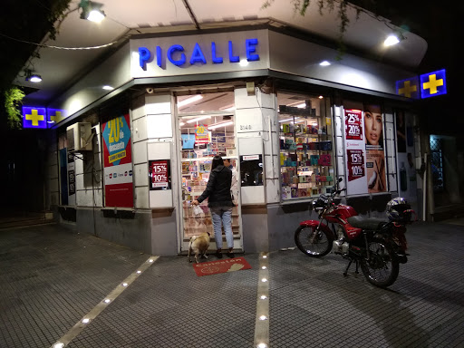 Farmacia Pigalle suc. Massone