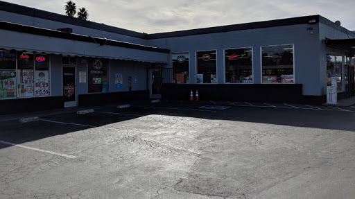 Maxsaver Liquor, 1162 N Tracy Blvd, Tracy, CA 95376, USA, 