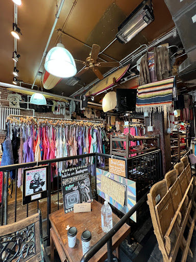 Vintage Clothing Store «10 ft Single by Stella Dallas», reviews and photos, 285 N 6th St, Brooklyn, NY 11211, USA