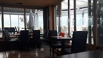Atmosphère du Influence Restaurant à Viviers-du-Lac - n°7