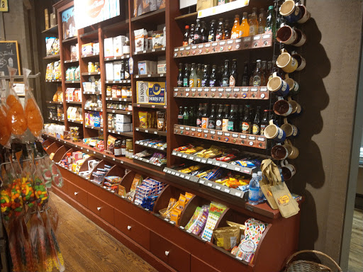 American Restaurant «Cracker Barrel Old Country Store», reviews and photos, 2075 Hylan Dr, Rochester, NY 14623, USA