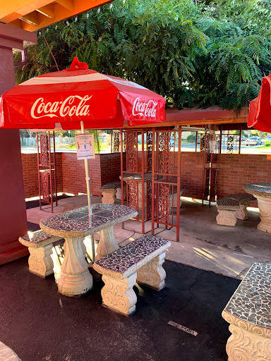 Fairplex Liquor, 1922 Fairplex Dr, La Verne, CA 91750, USA, 