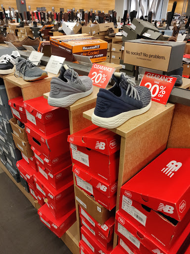 Shoe Store «DSW Designer Shoe Warehouse», reviews and photos, 2485 Richmond Ave, Staten Island, NY 10314, USA
