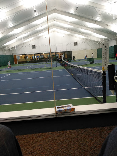Gym «Blairwood Tennis, Swim & Fitness Club», reviews and photos, 9300 Blairwood Rd, Louisville, KY 40222, USA