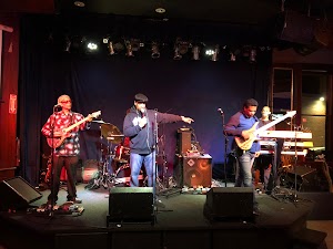 Newport Blues Caf - photo 50