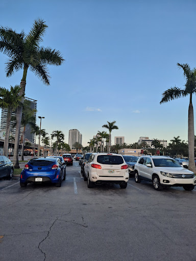 Supermarket «Winn-Dixie», reviews and photos, 1515 E Hallandale Beach Blvd, Hallandale Beach, FL 33009, USA