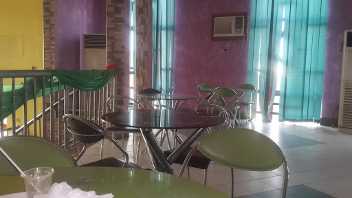 Macdons Fast Food & Bush Bar, 179b Okpanam-Asaba Rd, GRA Phase I, Asaba, Nigeria, Coffee Shop, state Delta