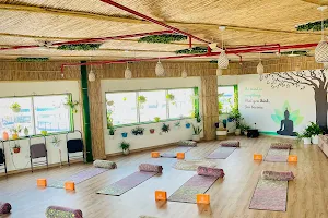 Metta yoga center image