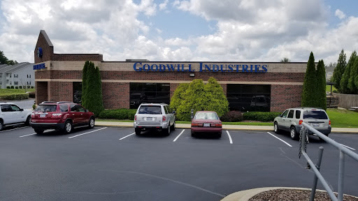 Triad Goodwill Store & Donation Center, 5301 Samet Dr, High Point, NC 27265, Thrift Store