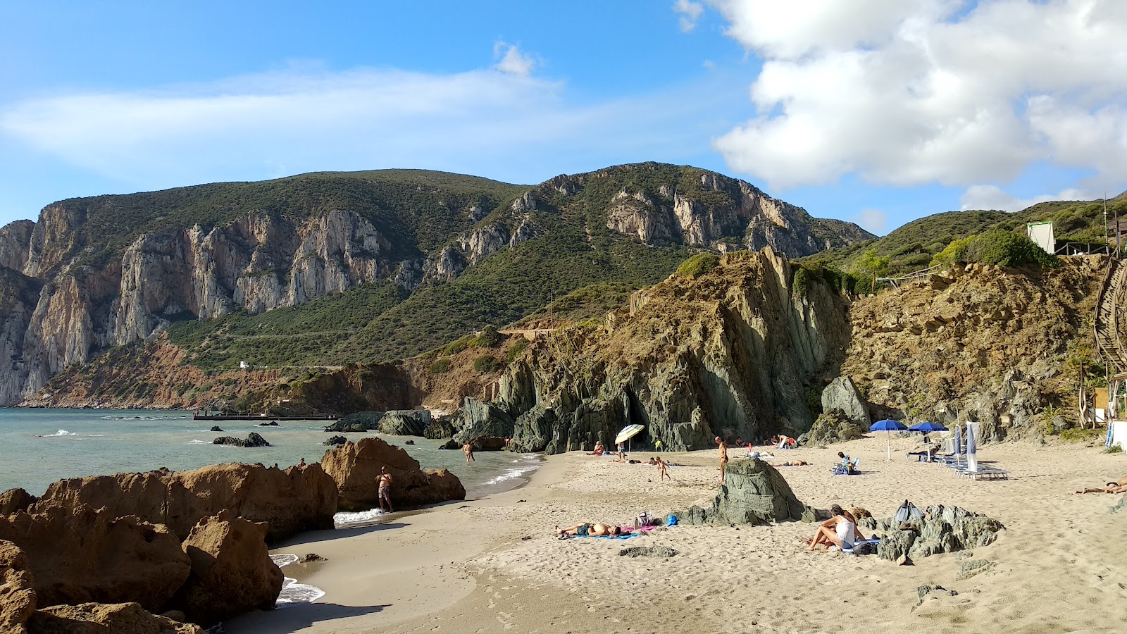 Valokuva Spiaggia di Porto Cauliista. sisältäen suora ranta