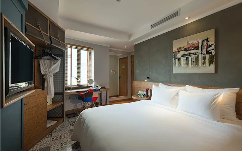 Bespoke Trendy Hotel Hanoi image