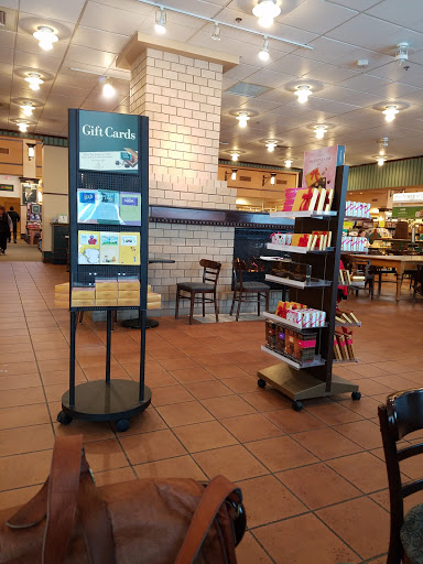 Book Store «Barnes & Noble», reviews and photos, 235 Daniel Webster Hwy, Nashua, NH 03060, USA