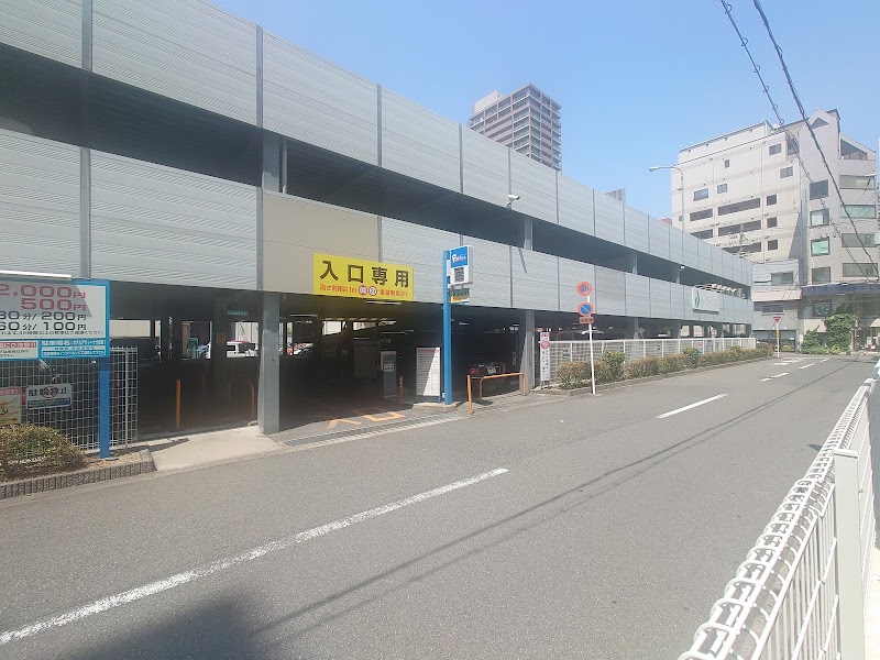 ＧＳパークホテルアウィーナ大阪第一 駐車場