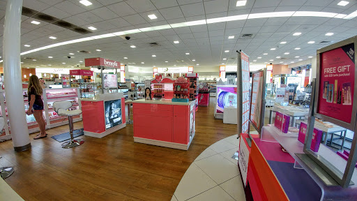 Hair Salon «Ulta Beauty», reviews and photos, 9623 Mentor Ave, Mentor, OH 44060, USA