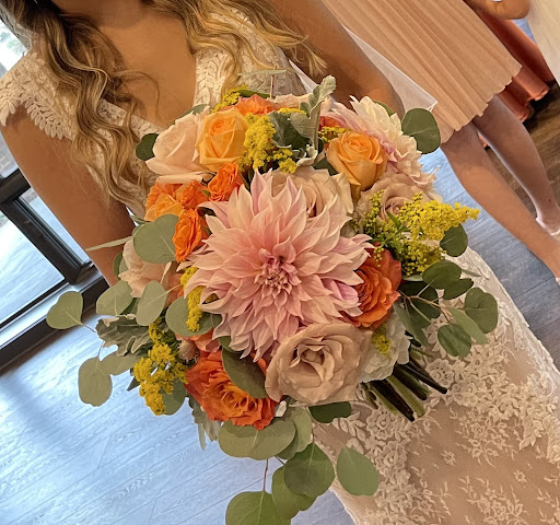 Florist «Walden Floral Design Co Inc», reviews and photos, 1701 Ogden Ave, Downers Grove, IL 60515, USA