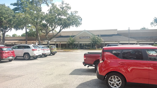 Department Store «HomeGoods», reviews and photos, 435 William Hilton Pkwy A, Hilton Head Island, SC 29926, USA
