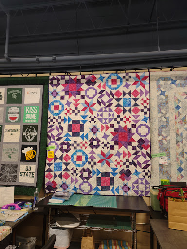 Fabric Store «Top Shelf Quilts», reviews and photos, 10 Elwood St, Frankfort, IL 60423, USA