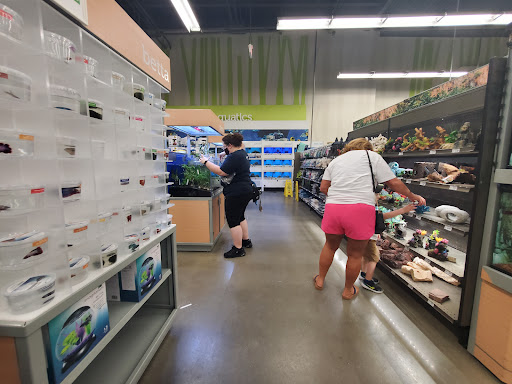 Pet Supply Store «Petco Animal Supplies», reviews and photos, 693 Middletown Warwick Rd, Middletown, DE 19709, USA