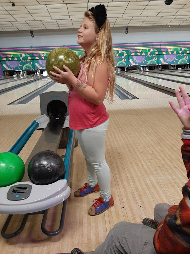 Bowling Alley «Shore Lanes», reviews and photos, 31100 Harper Ave, St Clair Shores, MI 48082, USA