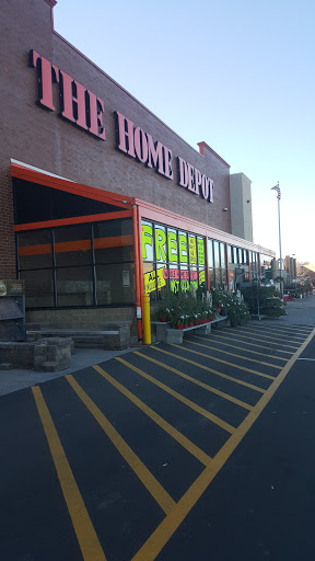 Home Improvement Store «The Home Depot», reviews and photos, 5800 Cedar Lake Rd, St Louis Park, MN 55416, USA