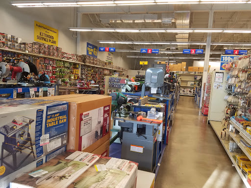 Tool Store «Harbor Freight Tools», reviews and photos, 410 W 49th St #104, Hialeah, FL 33012, USA
