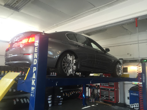 United Tyres Autoservice