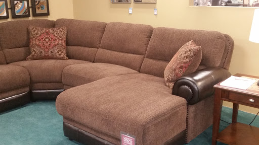 Furniture Store «Raymour & Flanigan Furniture and Mattress Store», reviews and photos, 629 Snyder Rd, Reading, PA 19605, USA