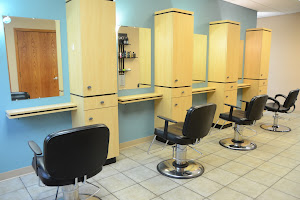 Mane Attraction Salon and Day Spa